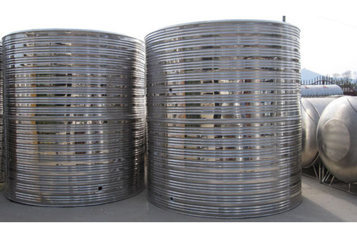 圓柱不銹鋼水箱